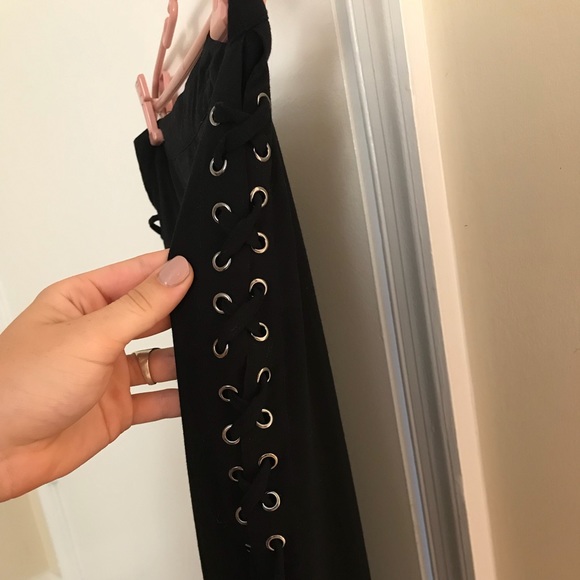 Lace Up Slitted Maxi Skirt - Picture 4 of 5